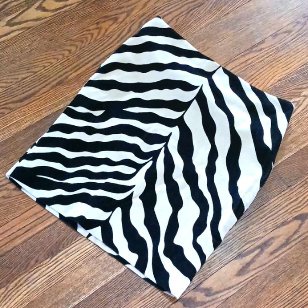 ISSAC MIZRAHI Zebra Corduroy Pencil Skirt Size 12